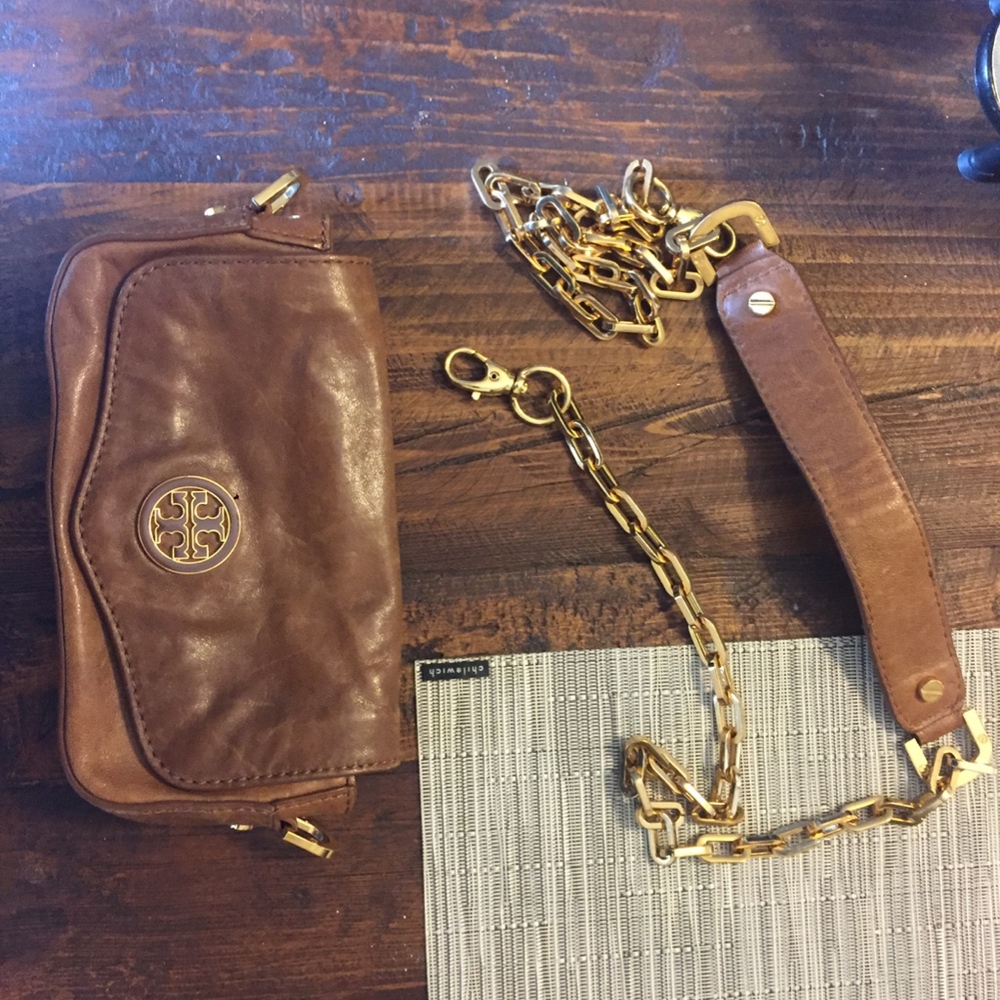 Tory Burch Amanda Clutch - Picture 3 of 9